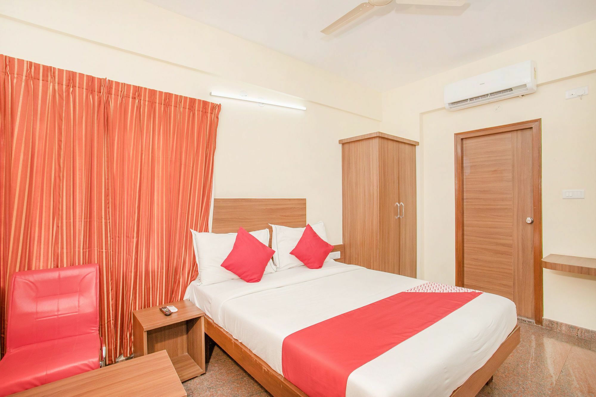 Hotel O Champion Comfort Near Hosahalli Metro Station Bangalore Eksteriør billede