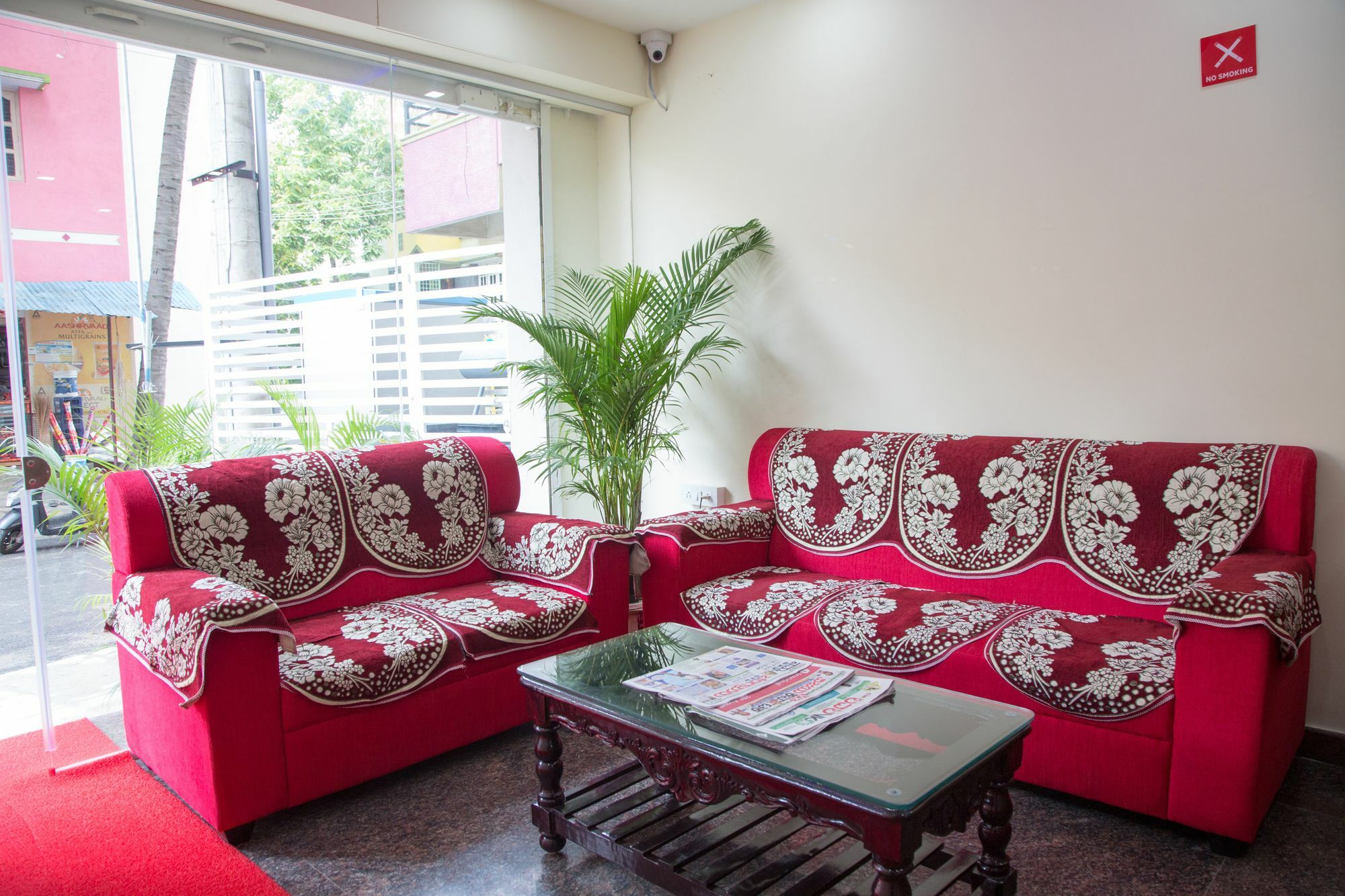 Hotel O Champion Comfort Near Hosahalli Metro Station Bangalore Eksteriør billede