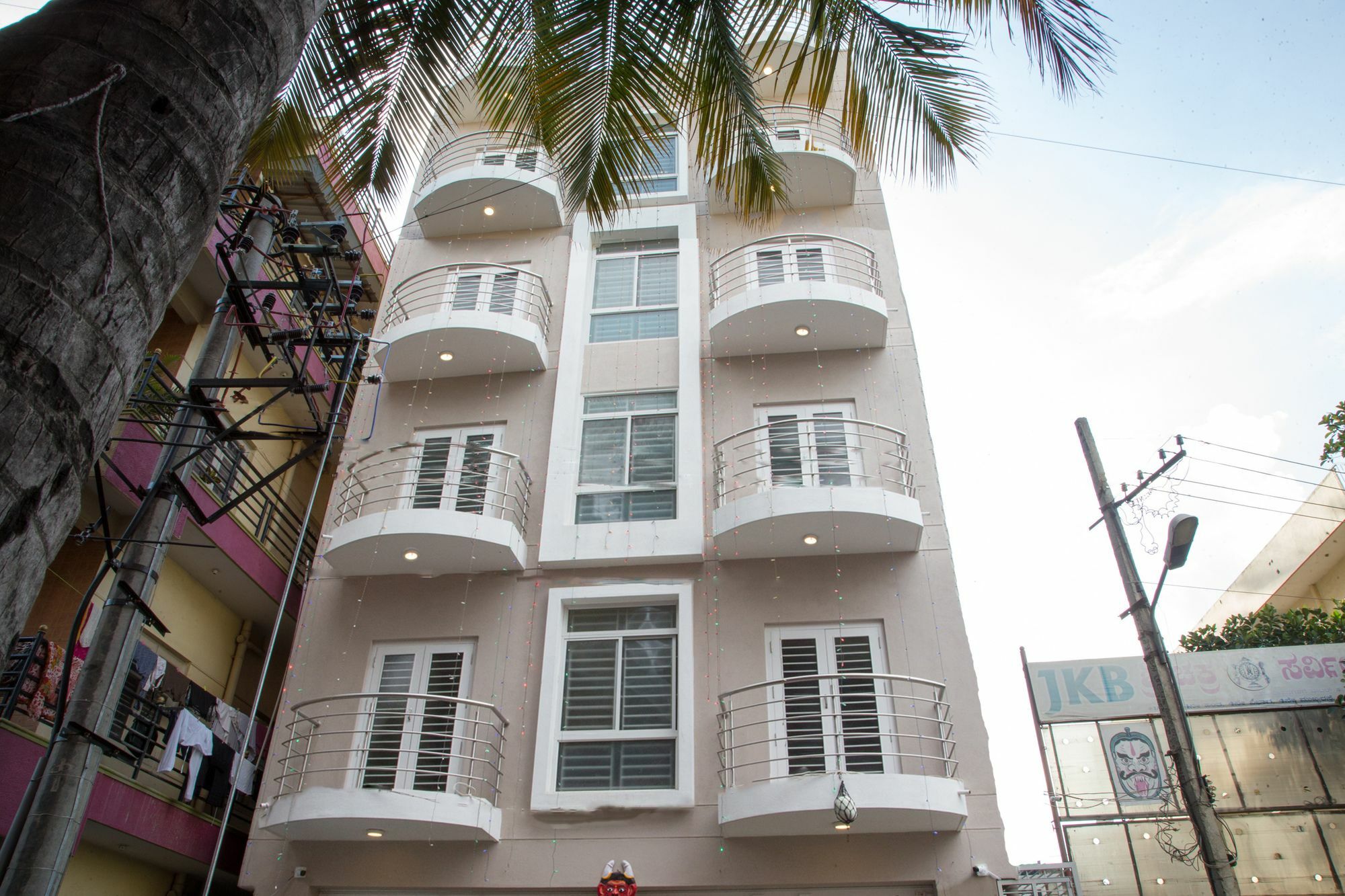 Hotel O Champion Comfort Near Hosahalli Metro Station Bangalore Eksteriør billede